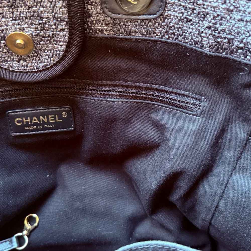 🖤CHANEL🖤Toile Lurex Glitter Deauville Large Tote